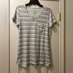 Size Small short sleeve Sonoma striped top with white, dark blue, and pink